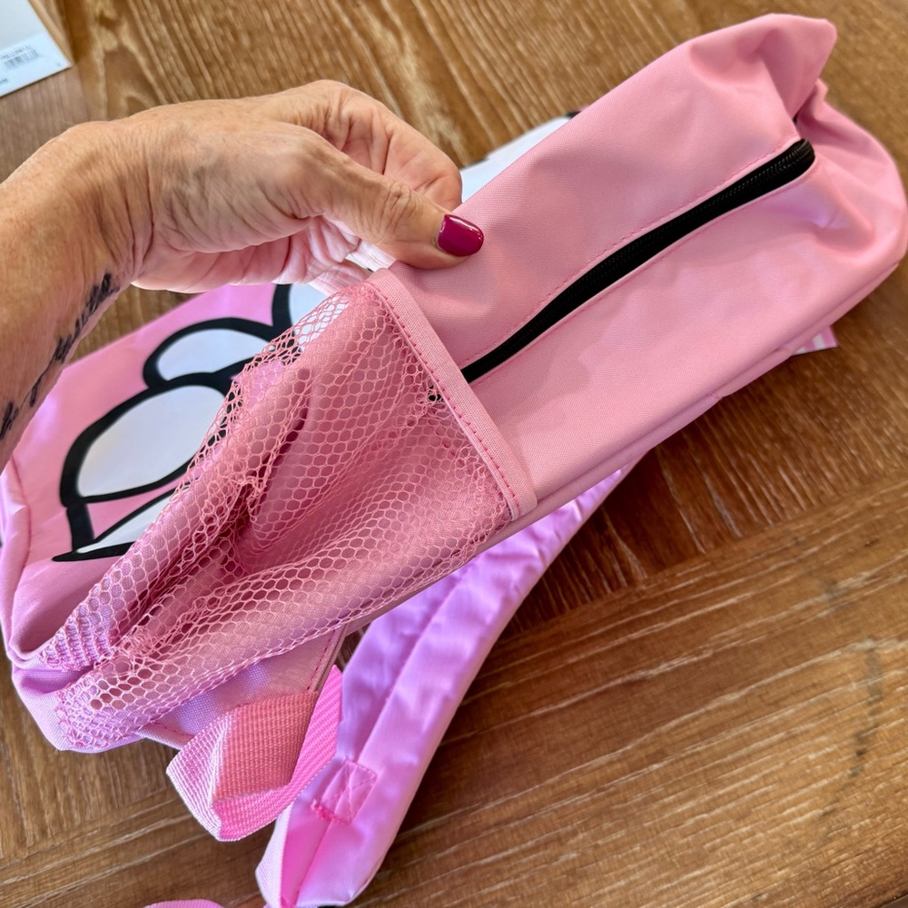NWT Hello Kitty child’s pink backpack - Picture 5 of 10